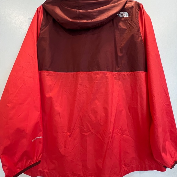 The North Face windbreaker - Picture 3 of 4